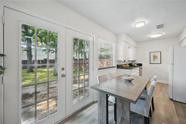 528 Chambers Street, Denton, TX 76205