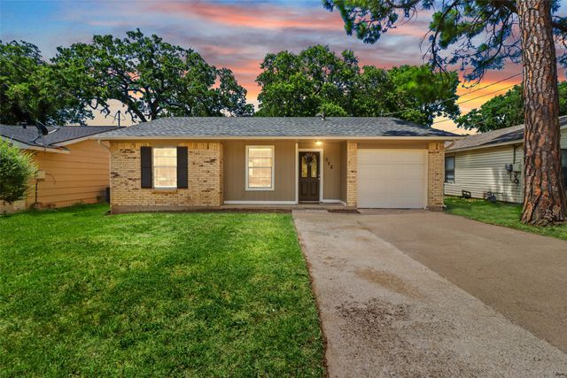 528 Chambers Street, Denton, TX 76205