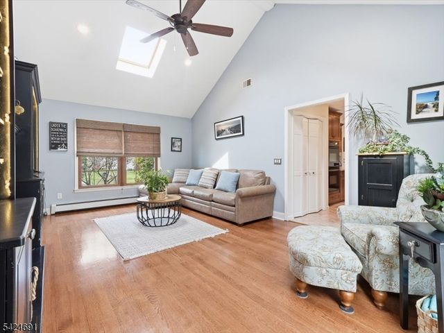 24 Powhatatan Way, Mount Olive Twp., NJ 07840