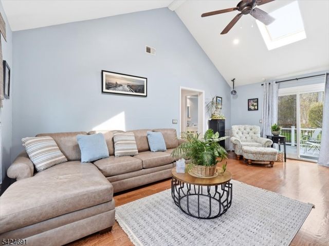 24 Powhatatan Way, Mount Olive Twp., NJ 07840