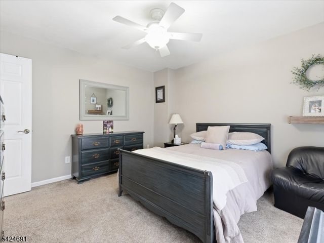 24 Powhatatan Way, Mount Olive Twp., NJ 07840