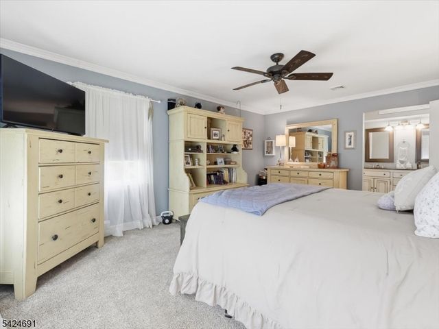 24 Powhatatan Way, Mount Olive Twp., NJ 07840