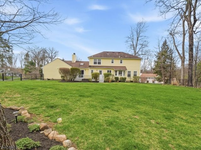 24 Powhatatan Way, Mount Olive Twp., NJ 07840