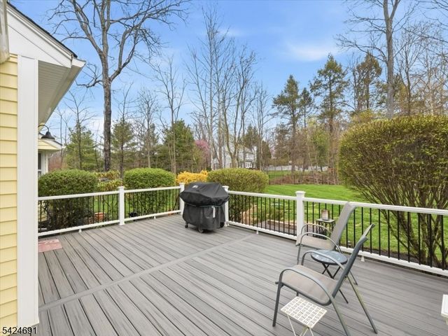 24 Powhatatan Way, Mount Olive Twp., NJ 07840