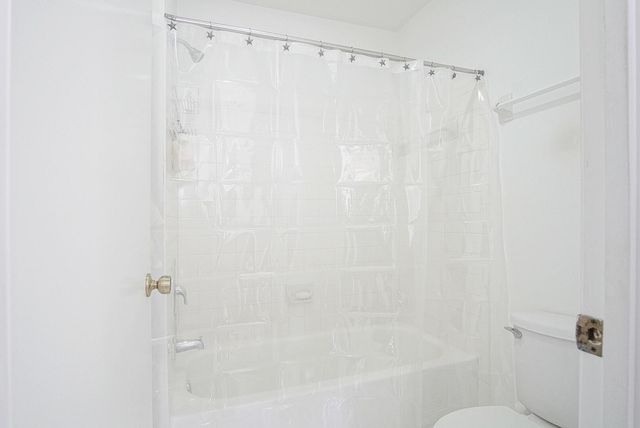 1203 S Lakes End Drive E-2, Fort Pierce, FL 34982