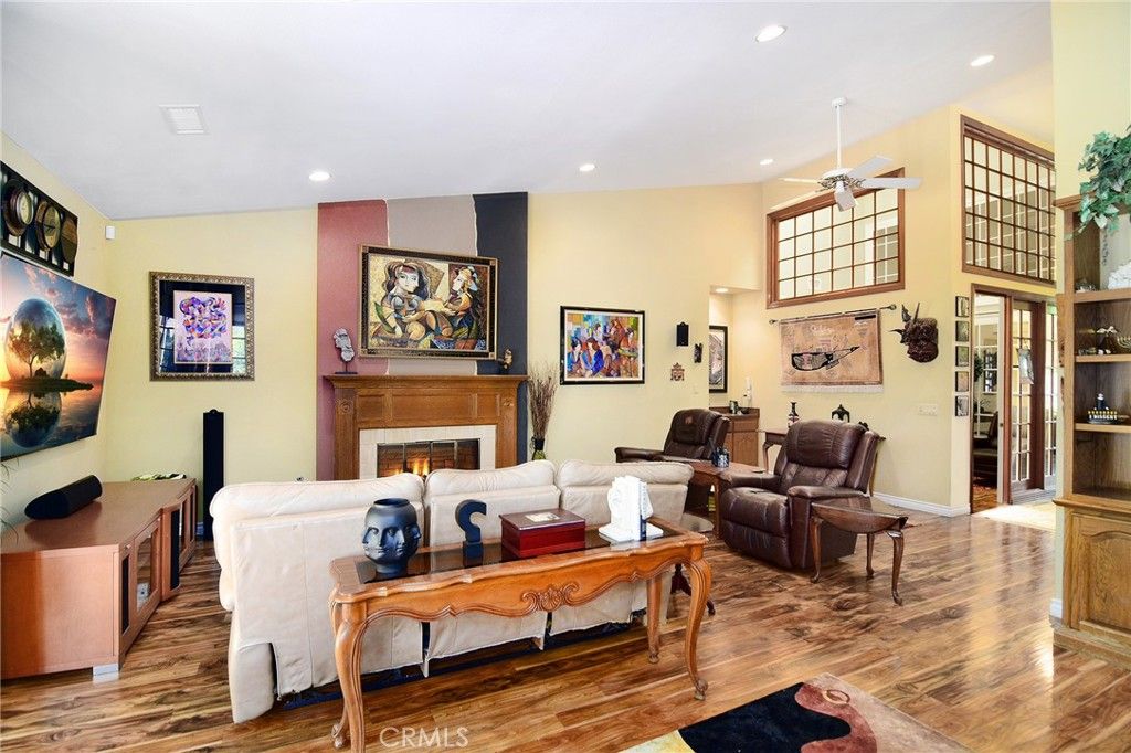 Image 13 of property listing at 29551 Weeping Willow, Agoura Hills, CA 91301