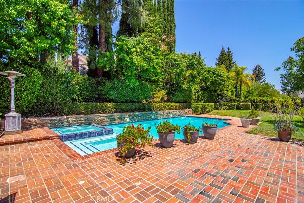 Image 20 of property listing at 29551 Weeping Willow, Agoura Hills, CA 91301