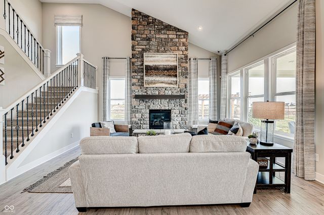 6758 Thresher Pass, Mccordsville, IN 46055