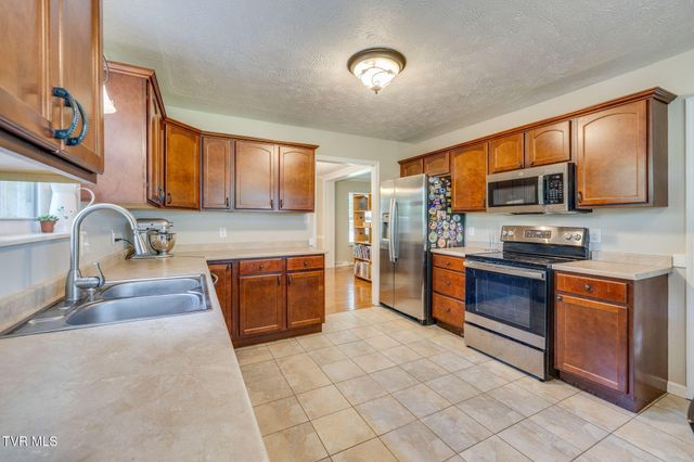 255 Woodcrest Drive, Greeneville, TN 37745
