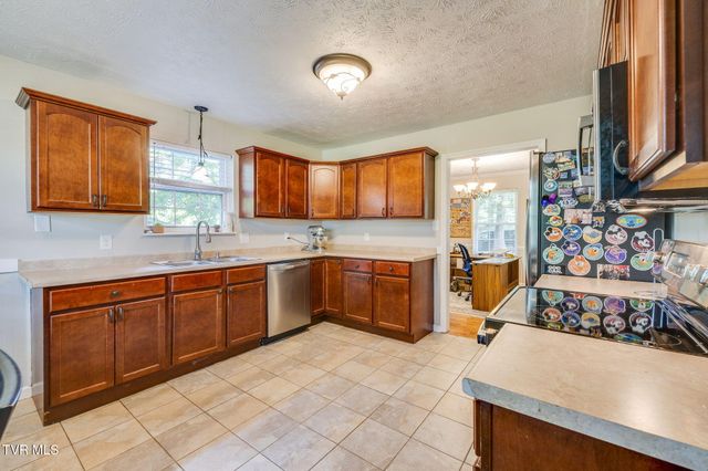 255 Woodcrest Drive, Greeneville, TN 37745