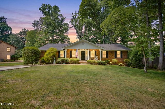 255 Woodcrest Drive, Greeneville, TN 37745