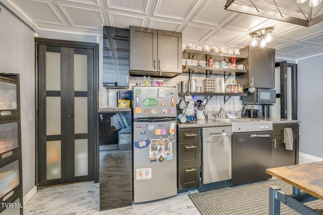 255 Woodcrest Drive, Greeneville, TN 37745