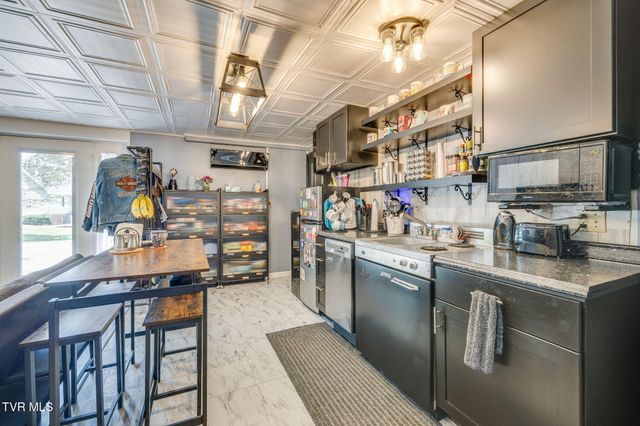 255 Woodcrest Drive, Greeneville, TN 37745