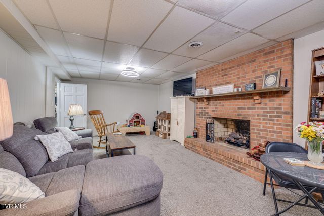 255 Woodcrest Drive, Greeneville, TN 37745