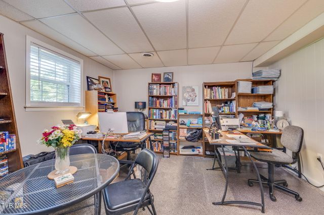 255 Woodcrest Drive, Greeneville, TN 37745