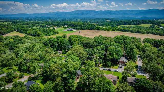 255 Woodcrest Drive, Greeneville, TN 37745