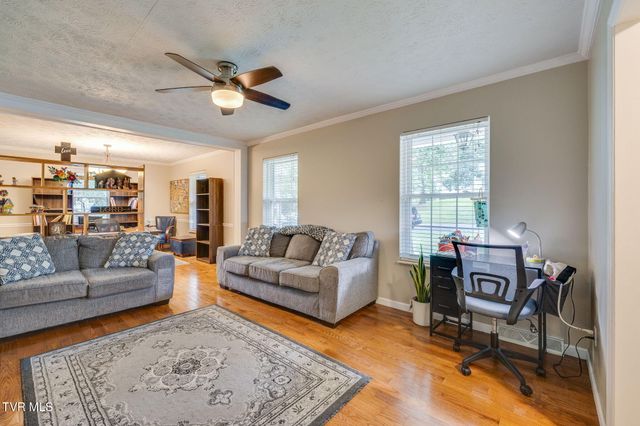 255 Woodcrest Drive, Greeneville, TN 37745
