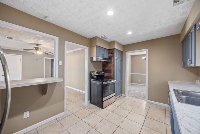 2401 Skylake Drive, Columbus, GA 31907