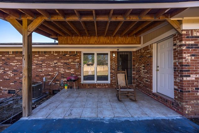 2401 Skylake Drive, Columbus, GA 31907