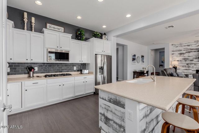 6309 W VICTORY Way, Florence, AZ 85132