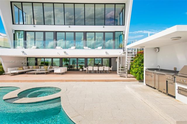 1580 S Treasure Drive, North Bay Village, FL 33141