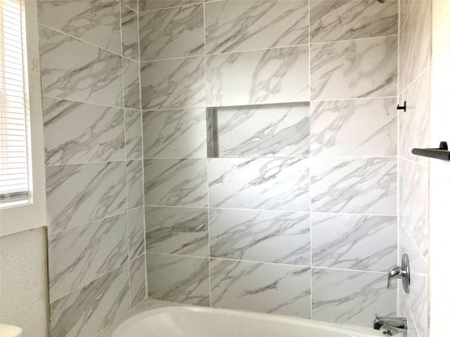 3315 Reeves Street 3, Houston, TX 77004