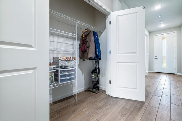 565 Traverse Drive S, Madera, CA 93636