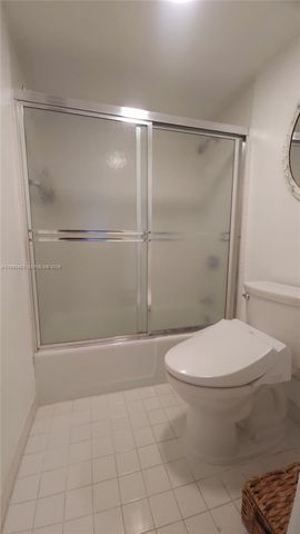 1901 Brickell Ave B1407, Miami, FL 33129