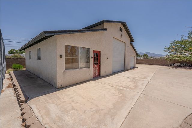 3165 Simms Avenue, Kingman, AZ 86401