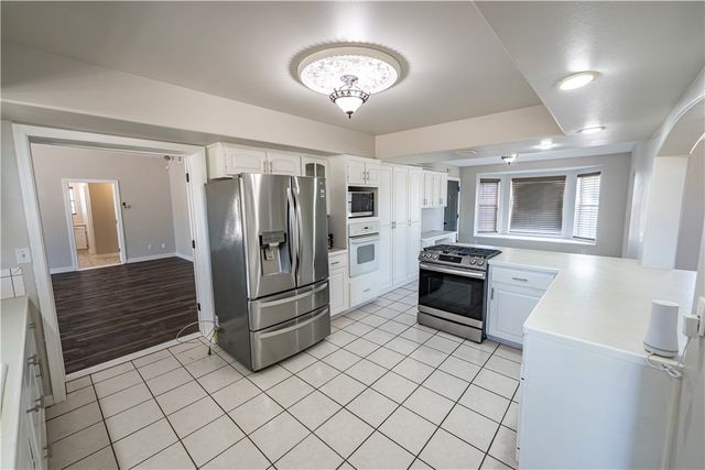 3165 Simms Avenue, Kingman, AZ 86401