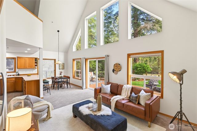 23933 SE 238th Street, Maple Valley, WA 98038