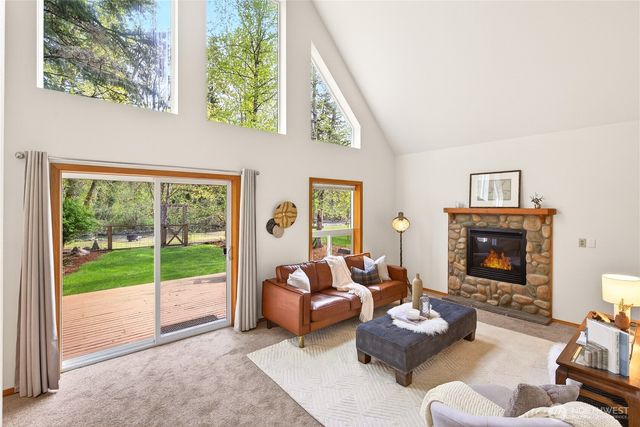 23933 SE 238th Street, Maple Valley, WA 98038