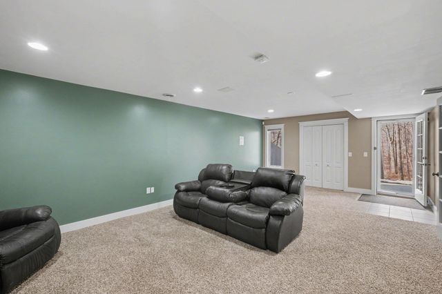 7494 Shelburne Court Ne, Ada Twp, MI 49301