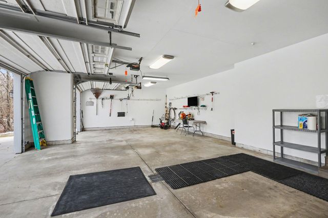 7494 Shelburne Court Ne, Ada Twp, MI 49301