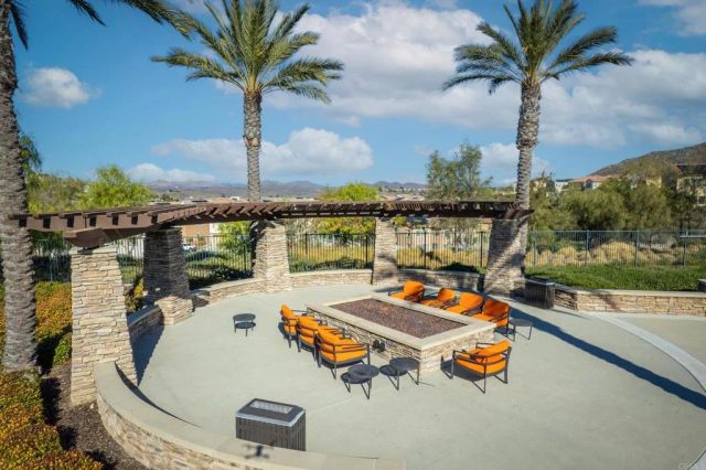 24248 Lilac Lane, Lake Elsinore, CA 92532