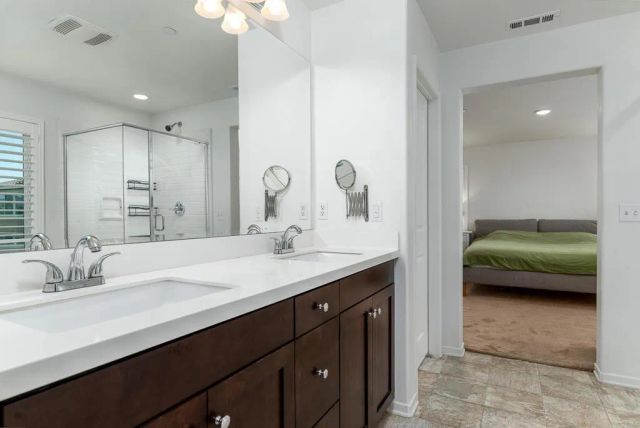 24248 Lilac Lane, Lake Elsinore, CA 92532