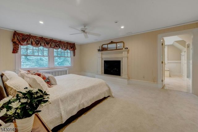 30 Tower Hill Rd, Mountain Lakes Boro, NJ 07046
