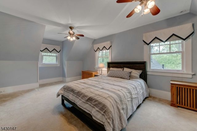 30 Tower Hill Rd, Mountain Lakes Boro, NJ 07046