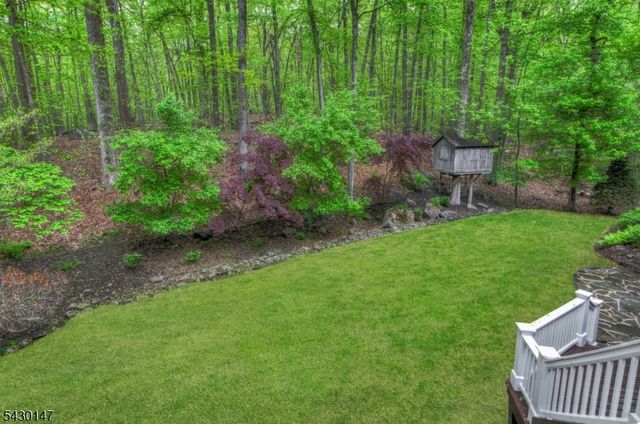 30 Tower Hill Rd, Mountain Lakes Boro, NJ 07046
