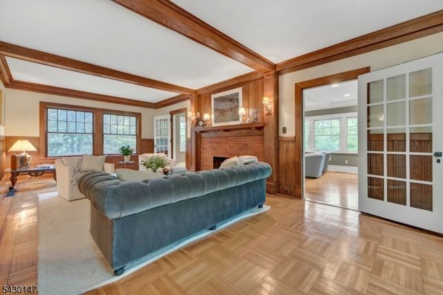 30 Tower Hill Rd, Mountain Lakes Boro, NJ 07046