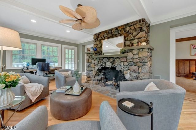 30 Tower Hill Rd, Mountain Lakes Boro, NJ 07046