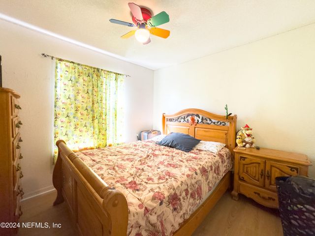 8139 FIELDSIDE Drive W, Jacksonville, FL 32244