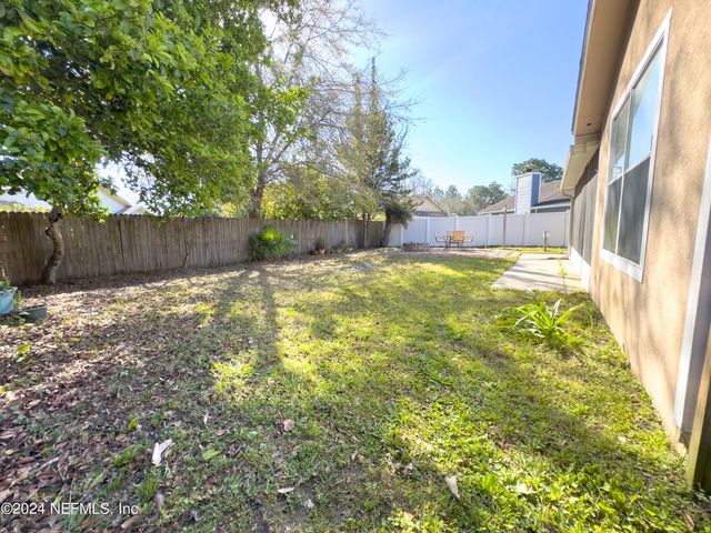 8139 FIELDSIDE Drive W, Jacksonville, FL 32244
