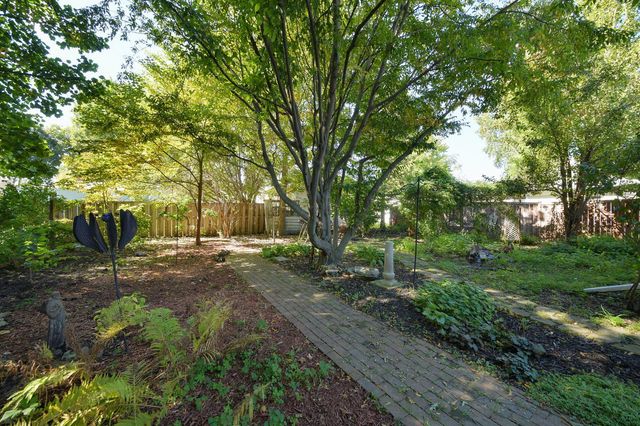23 S Mallory Avenue, Batavia, IL 60510