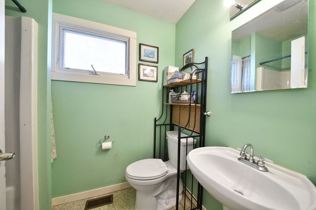 23 S Mallory Avenue, Batavia, IL 60510