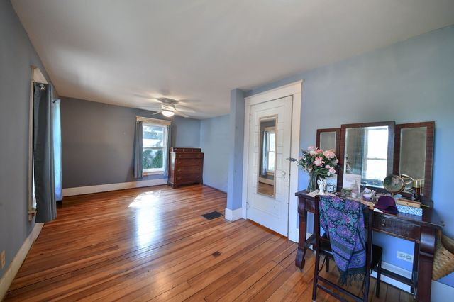 23 S Mallory Avenue, Batavia, IL 60510