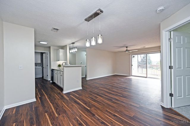 8390 Spring Valley Court, West Chester, OH 45069