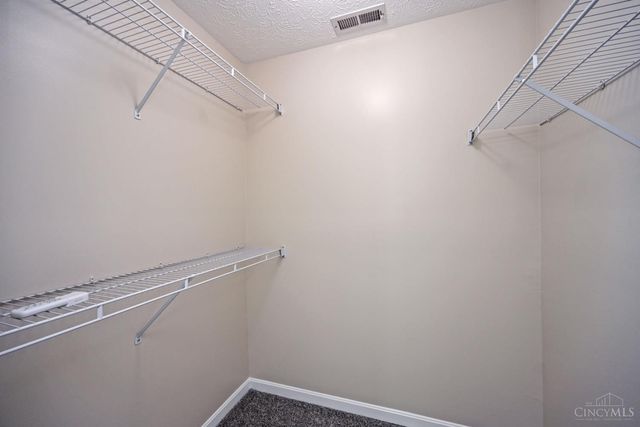 8390 Spring Valley Court, West Chester, OH 45069