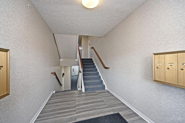 8390 Spring Valley Court, West Chester, OH 45069