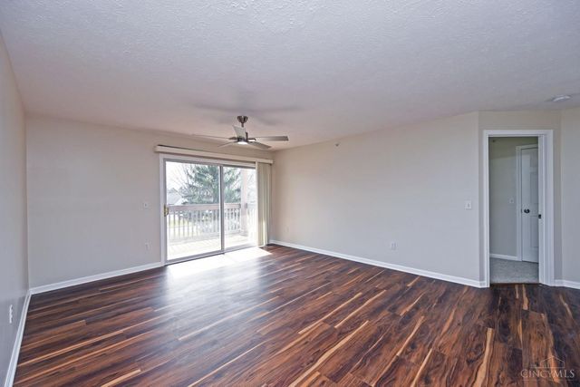 8390 Spring Valley Court, West Chester, OH 45069